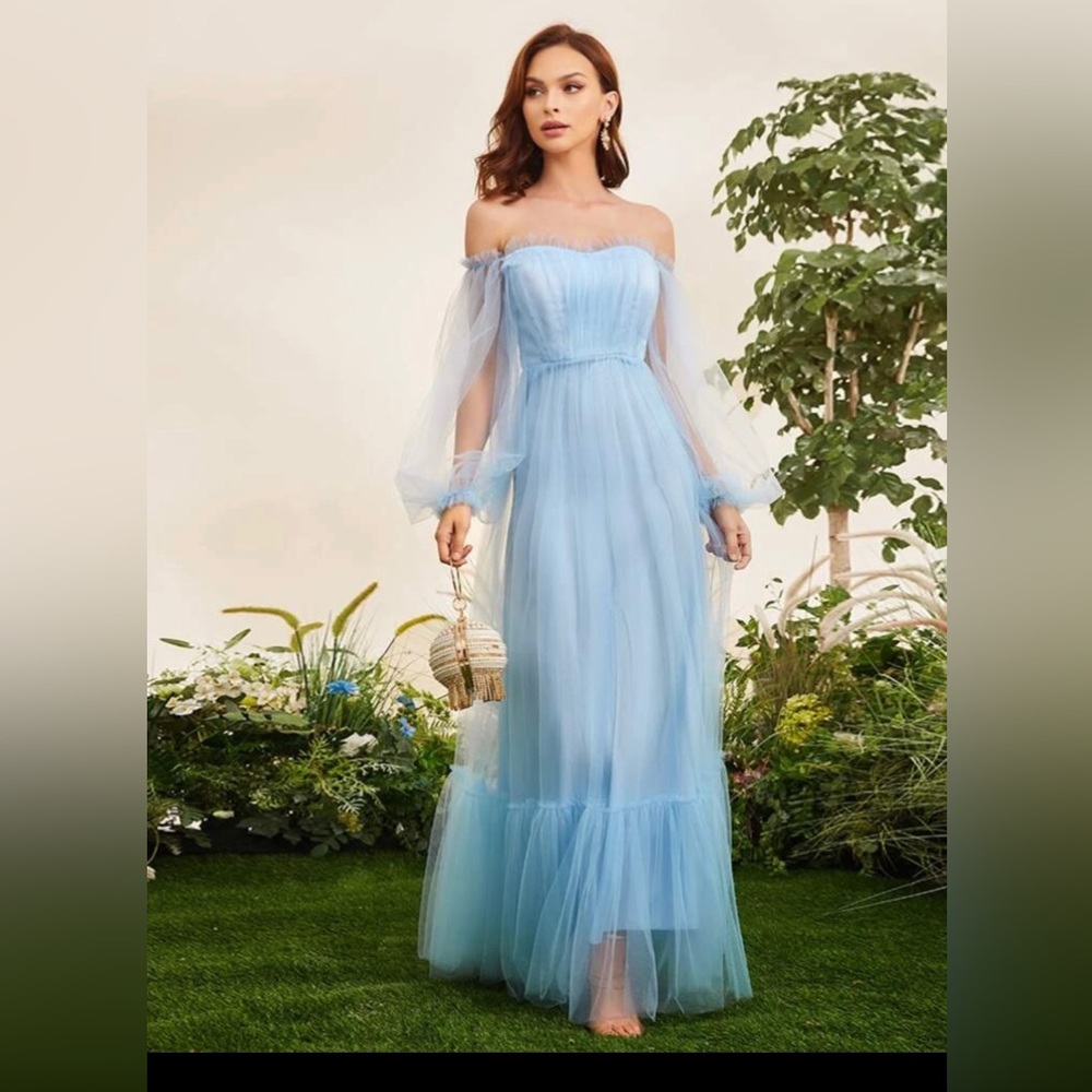 Light blue off shoulder long sleeve dress